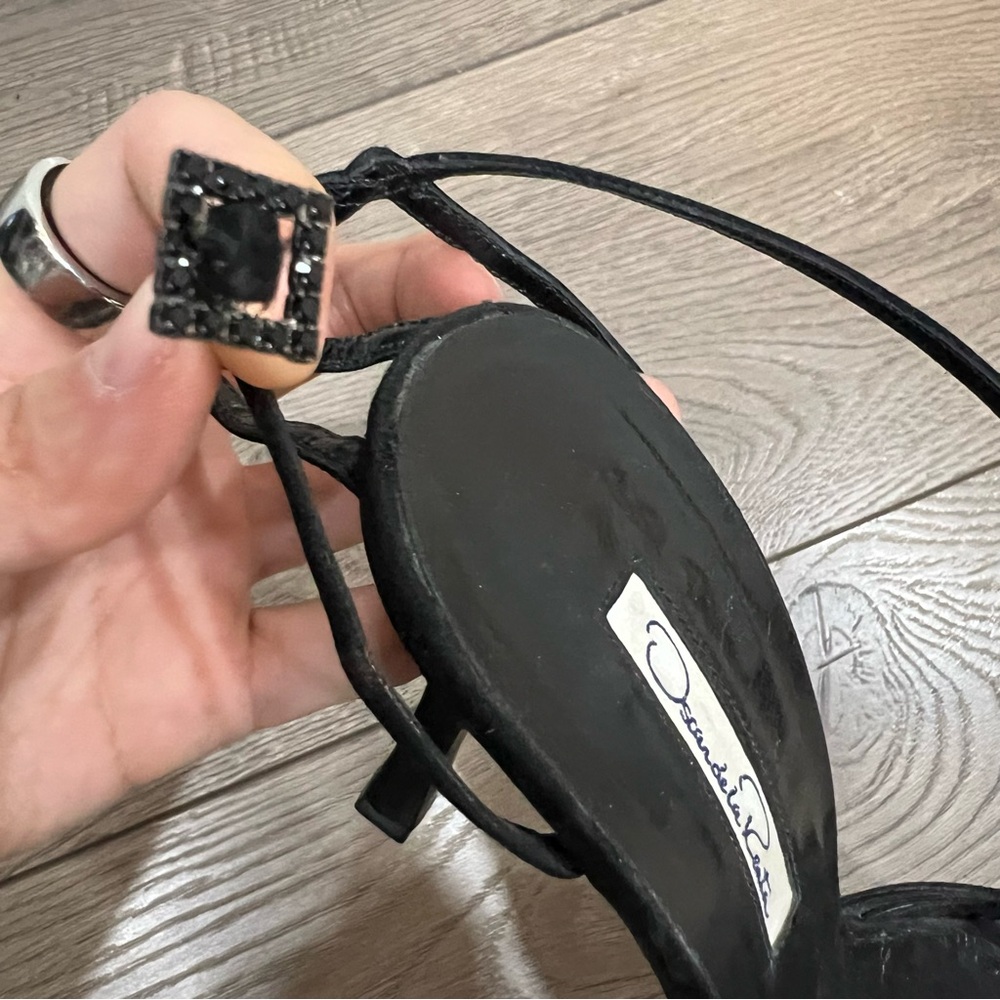 [Sold] Oscar de la Renta Sz.38 Black Satin Heels - Picture 6 of 7